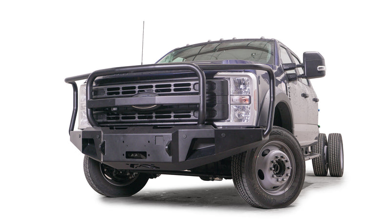 Fab Fours FS23-A5960-1 Ford F450/F550 Superduty 2023-2024 New Premium Front Winch Bumper Full Guard - BumperStock