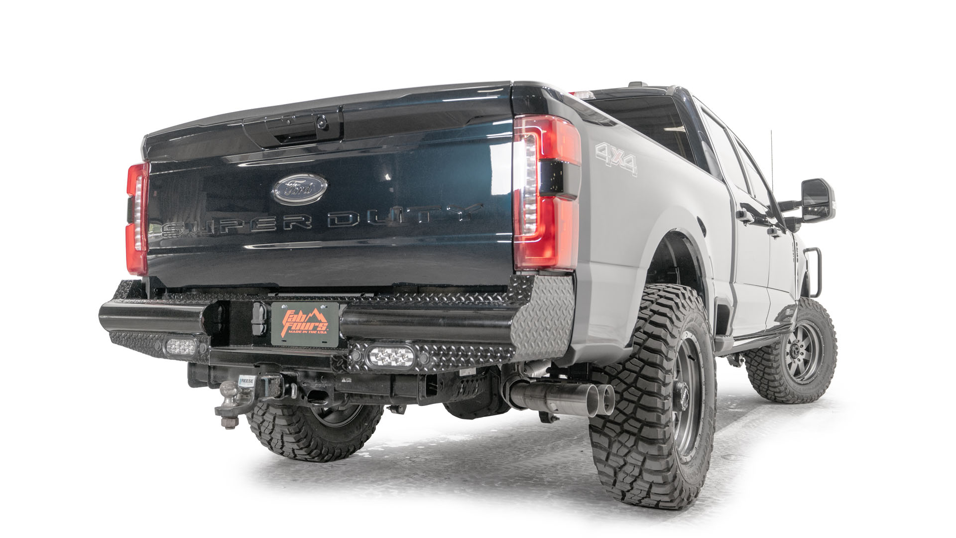 Fab Fours FS23-T5950-1 Ford F250/F350 Super Duty 2023 Black Steel Rear Bumper - BumperStock