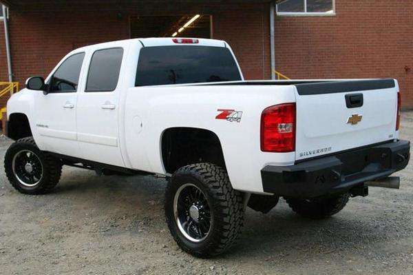 Fab Fours CH11-W2150-1 GMC Sierra 2500/3500 HD 2011-2014 Premium Rear Bumper Non-Sensor-BumperStock