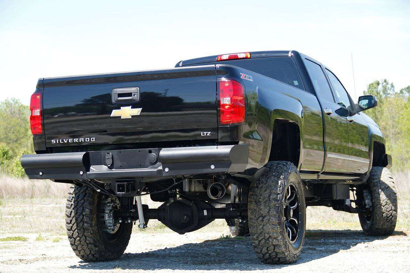 Fab Fours CH99-U1250-1 GMC Sierra 2500/3500 HD 2001-2007 Black Steel Elite Rear Bumper-BumperStock